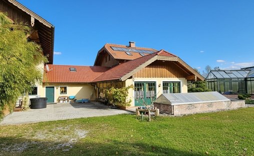 Haus in Feldkirchen bei Mattighofen, Oberösterreich, Österreich 1