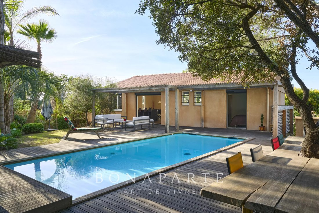 Villa in Fréjus, Provence-Alpes-Côte d'Azur, Frankreich 3 - 17358018