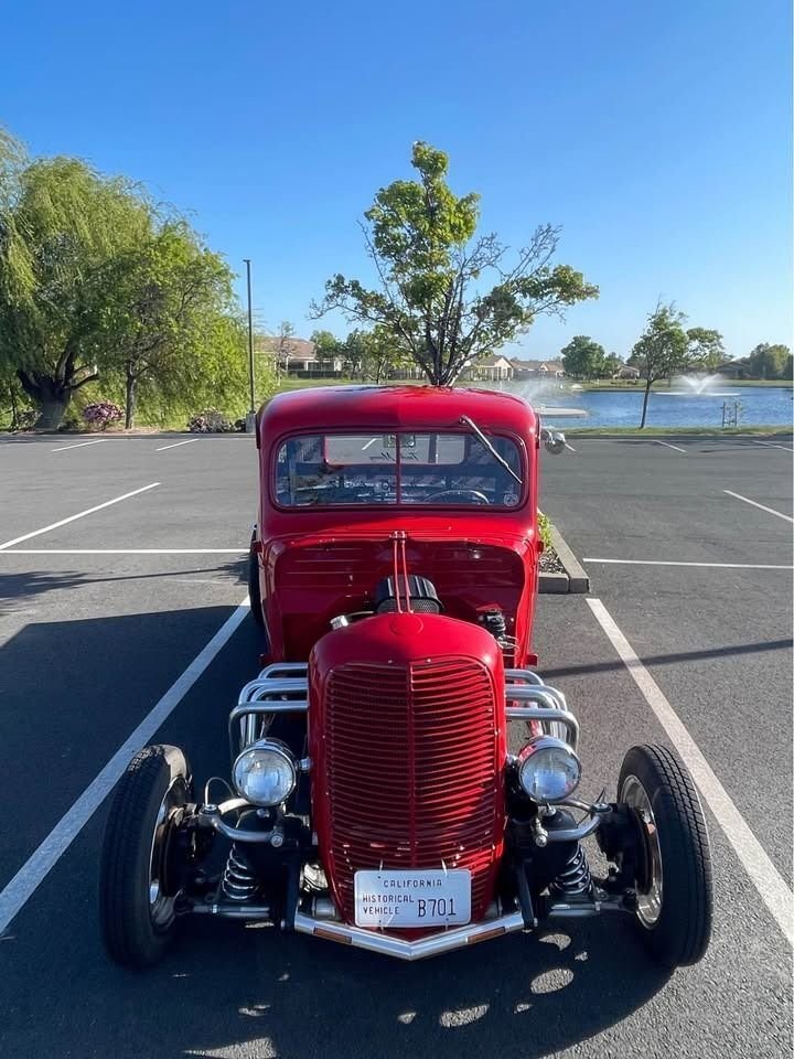 Pickup in Glendale, United States 3 - 17363403