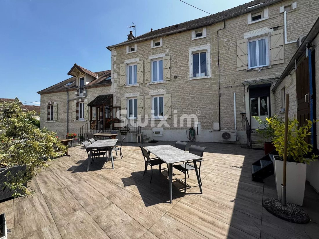 House in Noyers, Bourgogne – Franche-Comté, France 1 - 15976462