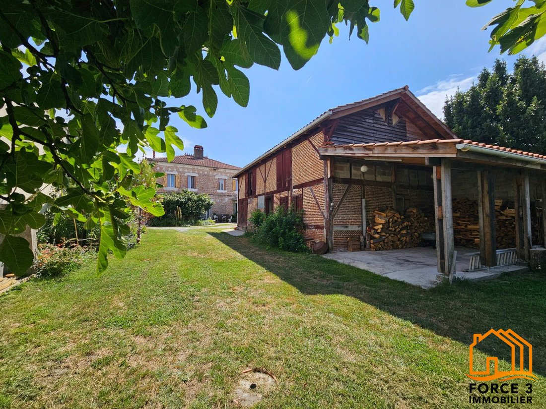 House in Saint-Julien-en-Born, Nouvelle-Aquitaine, France 1 - 17362569