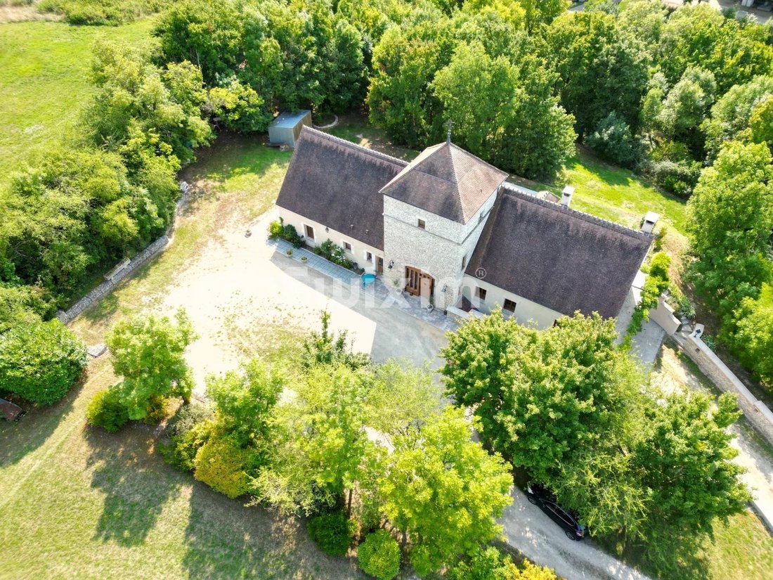 House in Grimault, Bourgogne – Franche-Comté, France 1 - 16038632
