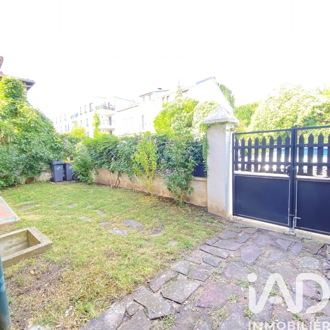 House in Plateau Ouest, Suresnes, France 2 - 17362089