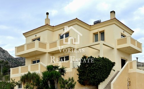 House in Anavissos, Attica, Greece 1