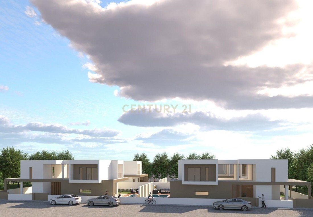 Villa in Aroeira, Charneca de Caparica e Sobreda, Portugal 1 - 17357806