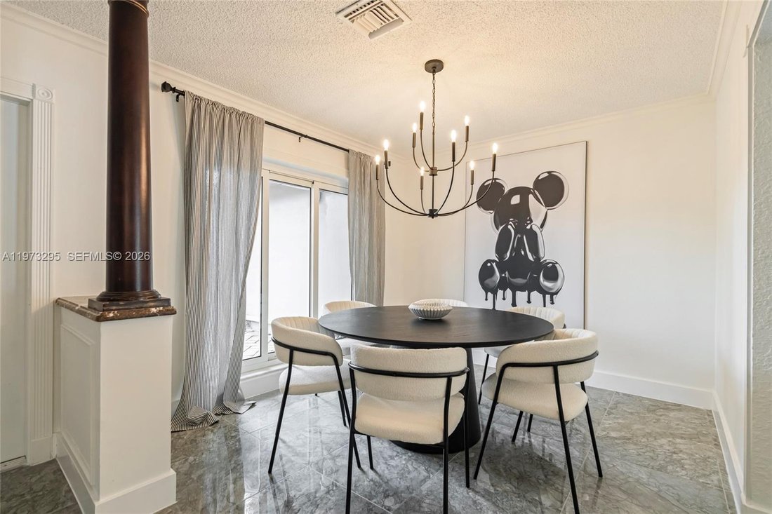 House in Oakland Park, Florida, United States 5 - 17309996