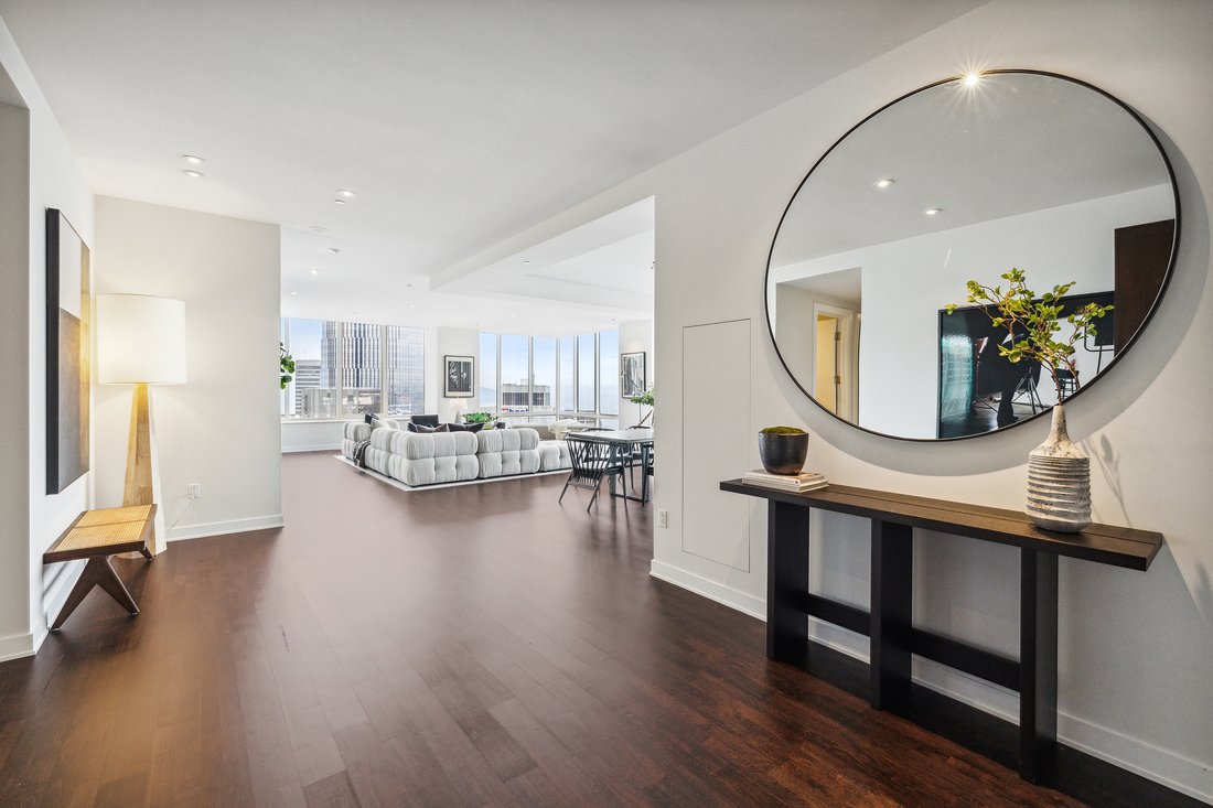 Condo in San Francisco, California, United States 4 - 17363602