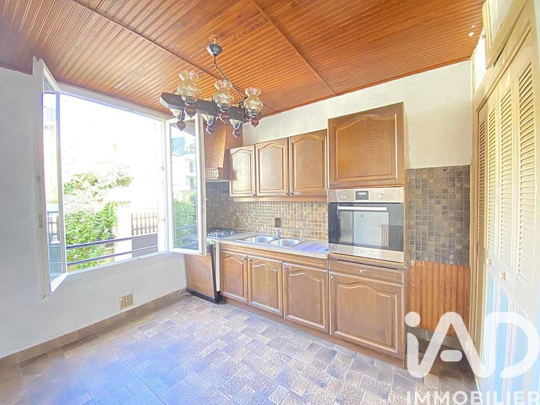 House in Plateau Ouest, Suresnes, France 3 - 17362089