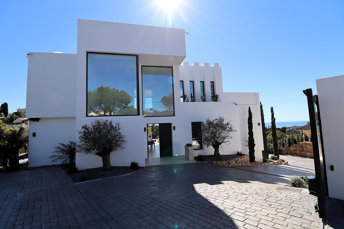 Villa in Elviria-Cabopino, Marbella, Spain 3 - 15293314