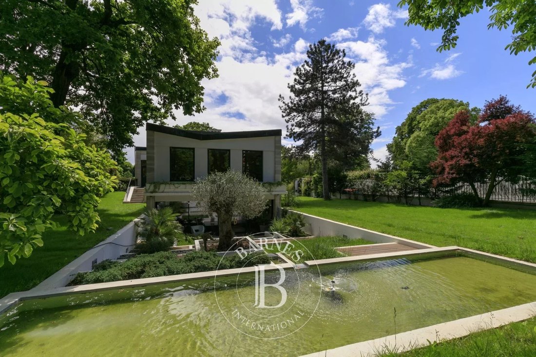 House in Le Vésinet, Ile-de-France, France 3 - 17371478