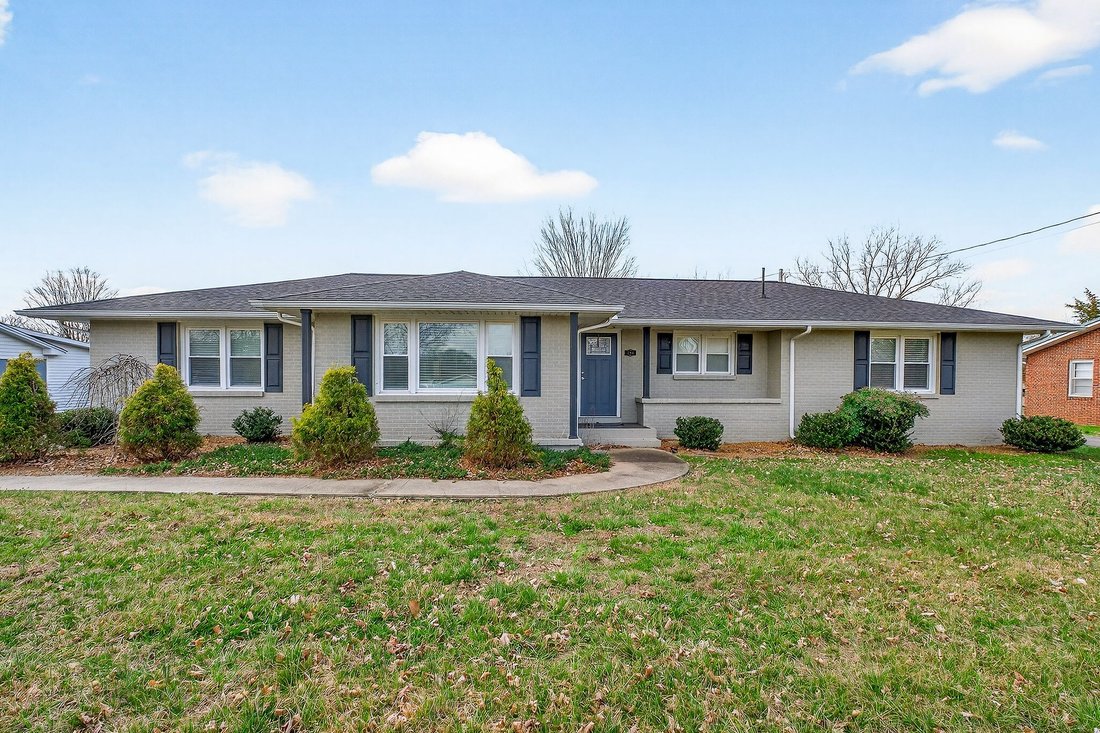 House in McMinnville, Tennessee, United States 1 - 17359831
