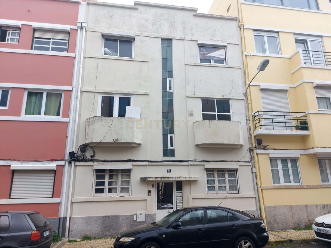 House in Alcantara, Lisbon, Portugal 1 - 17361600