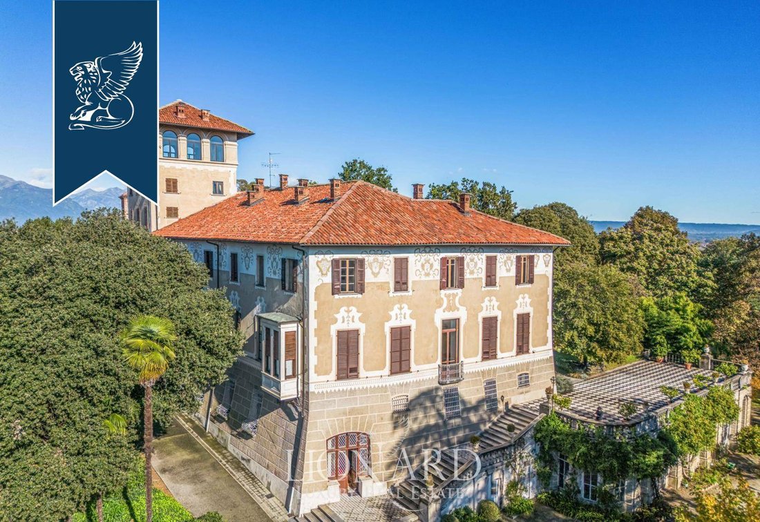 Castle in Mercenasco, Piedmont, Italy 2 - 17361925