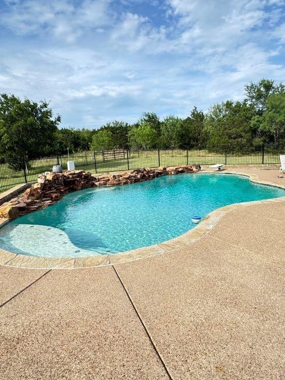 House in Weatherford, Texas, United States 3 - 17366882