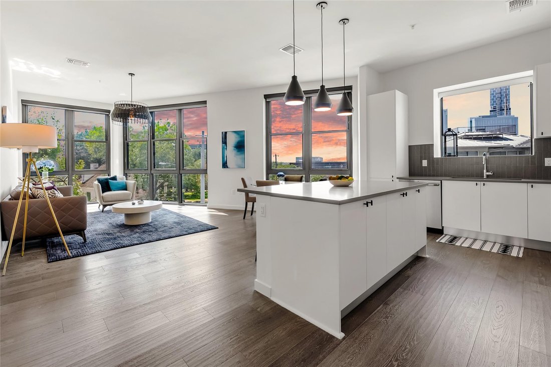 Condo in Austin, Texas, United States 1 - 17365587