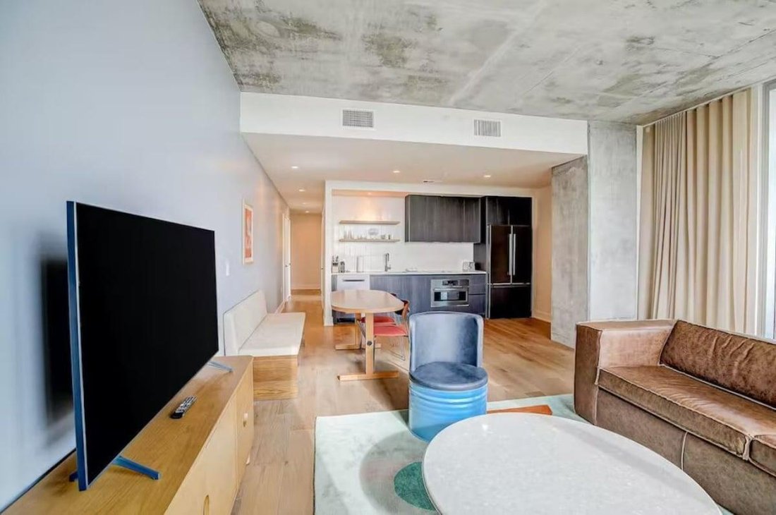 Condo in Austin, Texas, United States 5 - 17360676