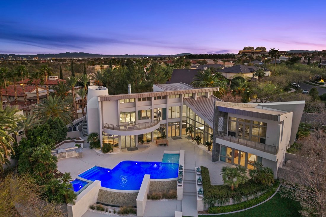 House in Las Vegas, Nevada, United States 1 - 17361425