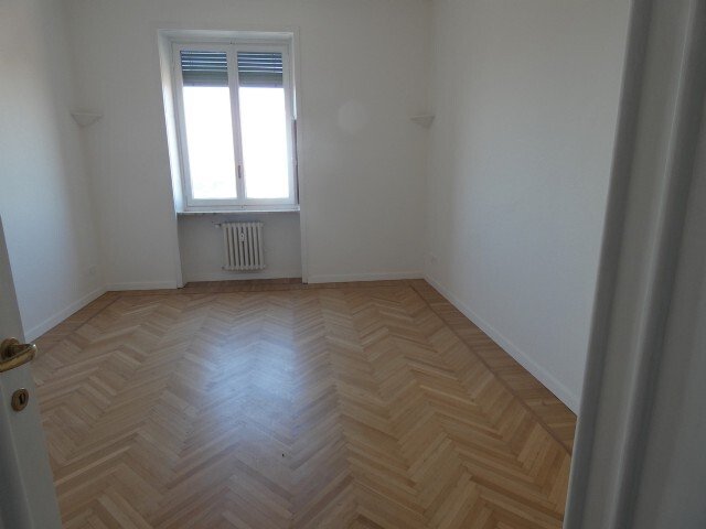 Apartment in Center, Turin, Piedmont 3 - 17359557