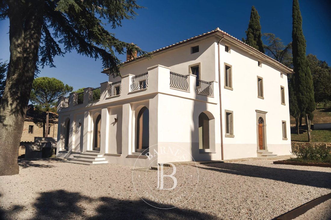 Villa in Lisciano Niccone, Umbria, Italy 2 - 17356151