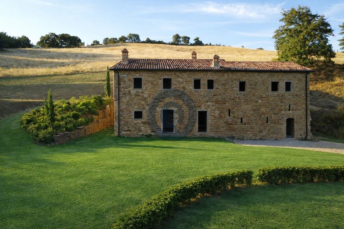House in Città di Castello, Umbria, Italy 2 - 15908494