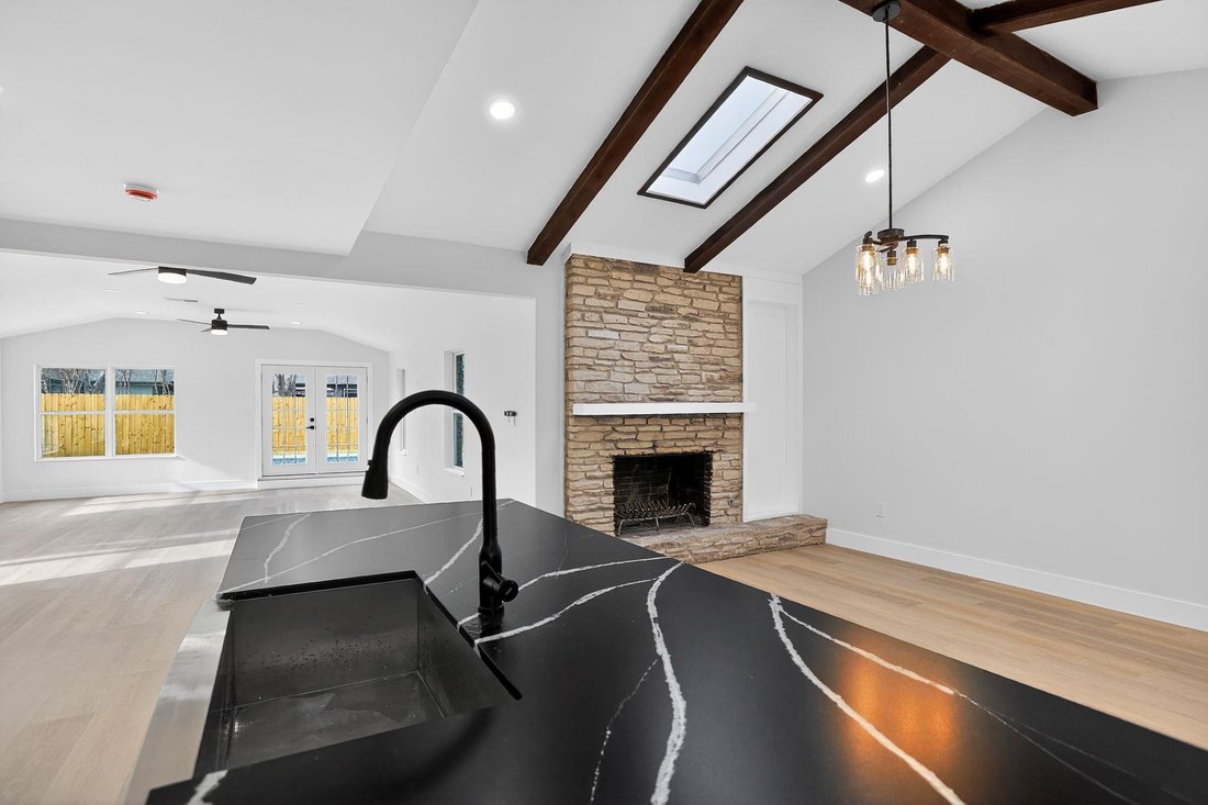 House in Austin, Texas, United States 3 - 17370776
