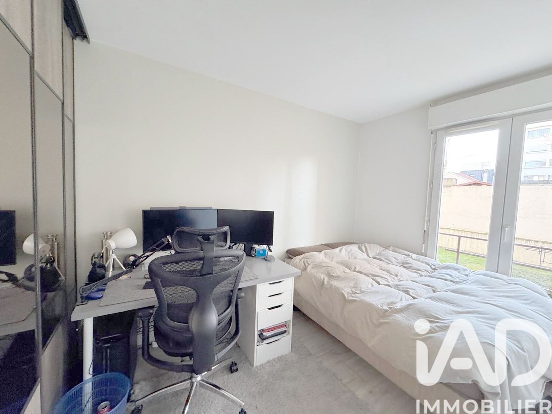 Apartment in Montrouge, Ile-de-France, France 5 - 17362071