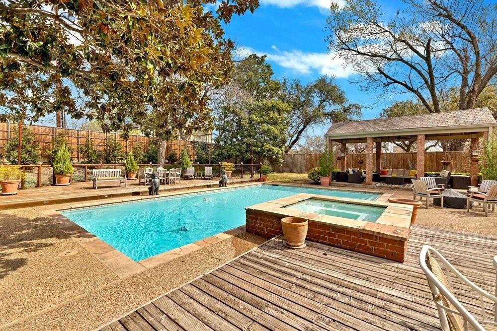 House in Dallas, Texas, United States 3 - 17357444