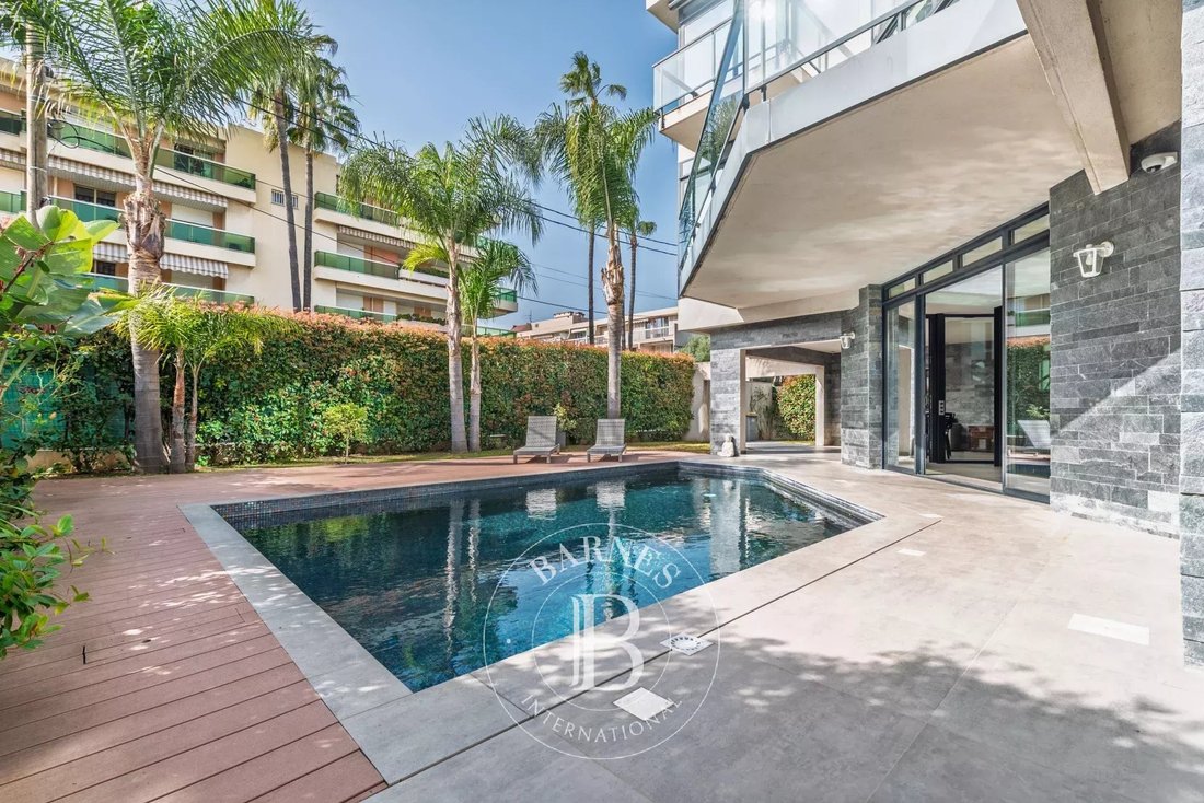 Villa in Cros de Cagnes-Les Vespins, Cagnes-sur-Mer, France 2 - 17366487