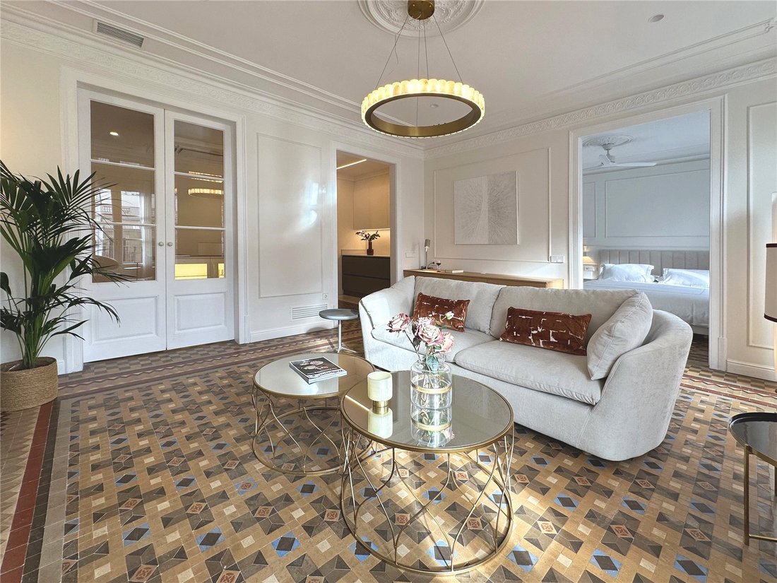 Wohnung in Eixample, Barcelona, Spanien 1 - 17357797