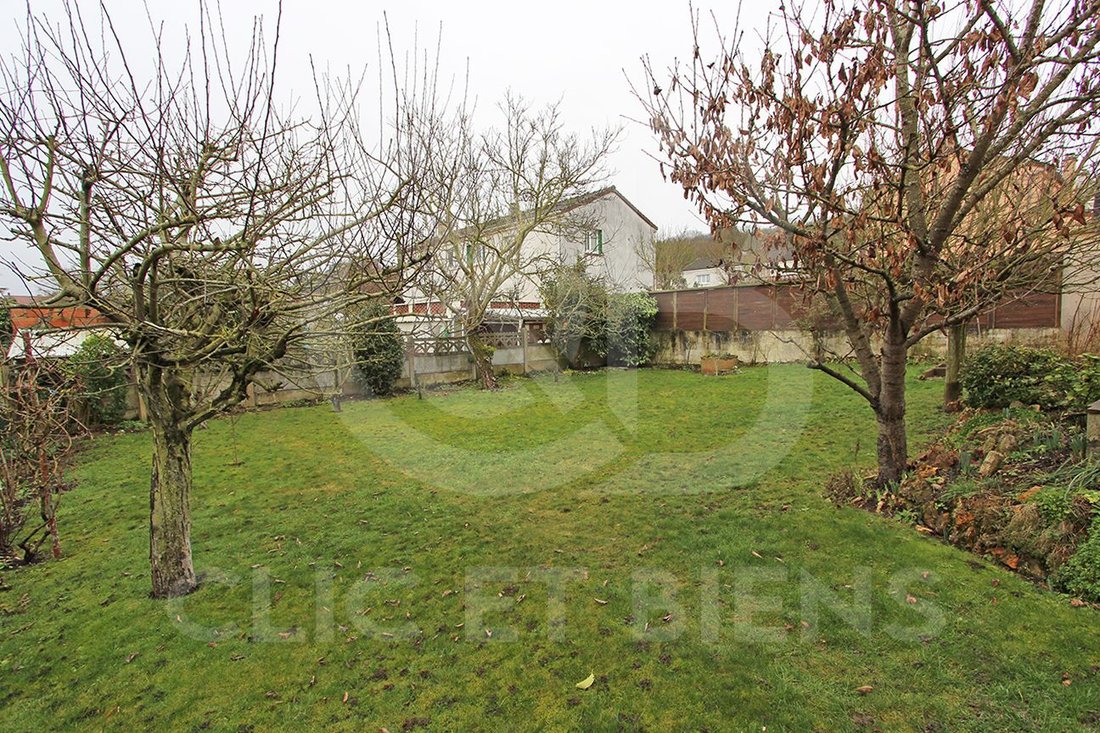 House in Vieux Village-Missionnaires, Fontenay-le-Fleury, France 1 - 17367692