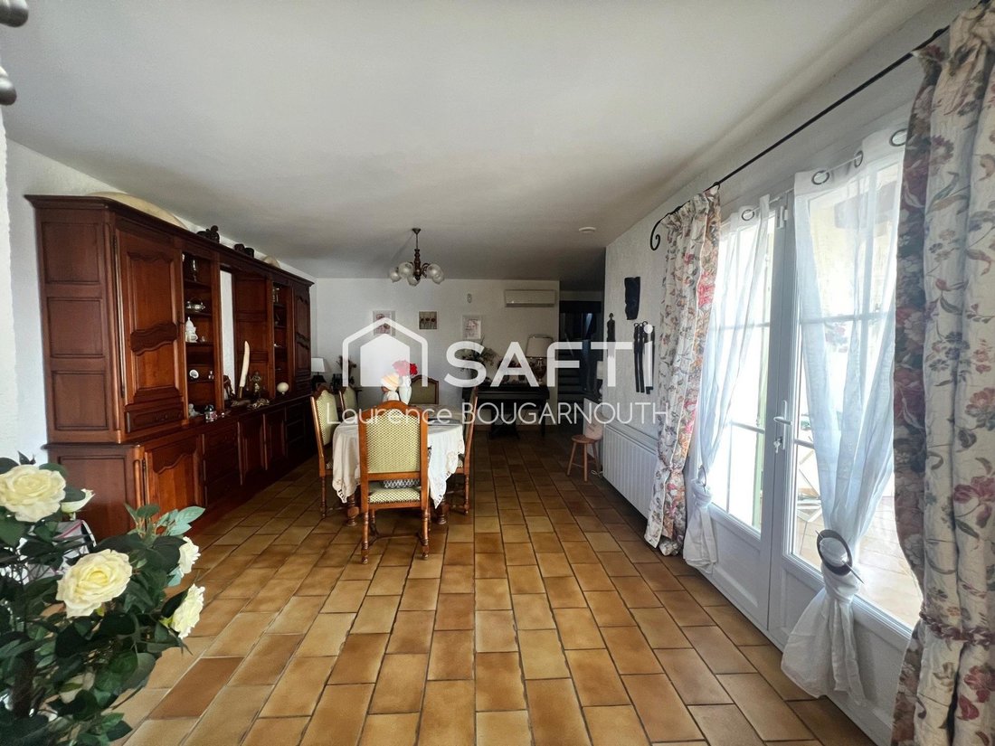 House in Caderousse, Provence-Alpes-Côte d'Azur, France 4 - 17366022