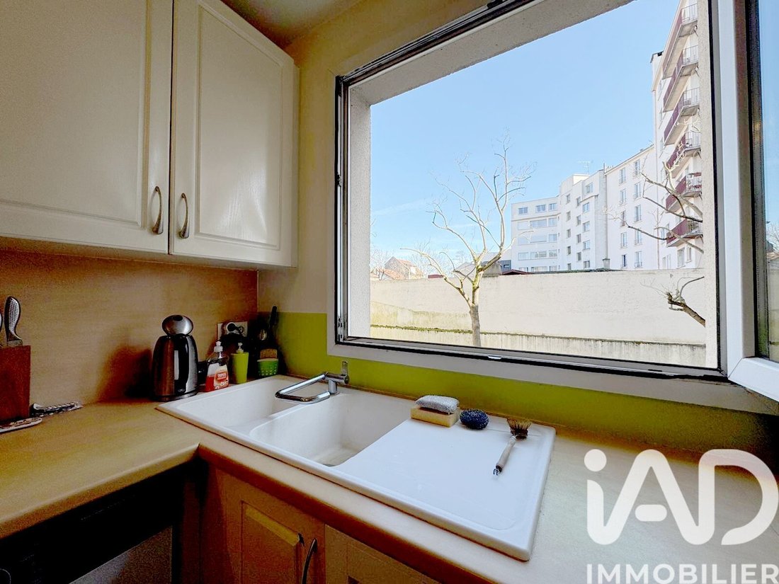 Apartment in Montrouge, Ile-de-France, France 4 - 17362071