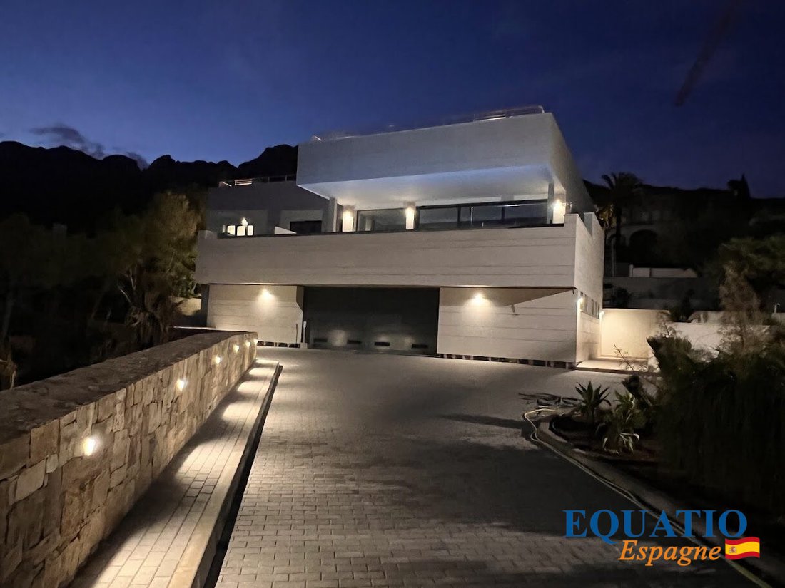 Villa in Altea, Valencian Community, Spain 1 - 17362571
