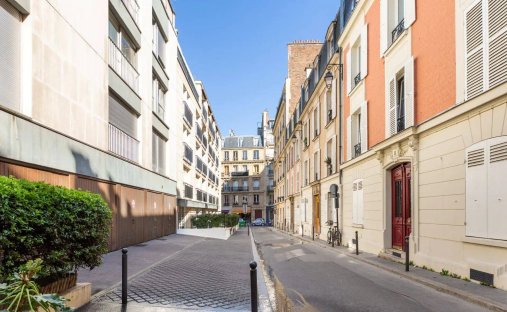 Apartment in La Fourche-Guy Môquet, Paris 17e Arrondissement, Paris 1