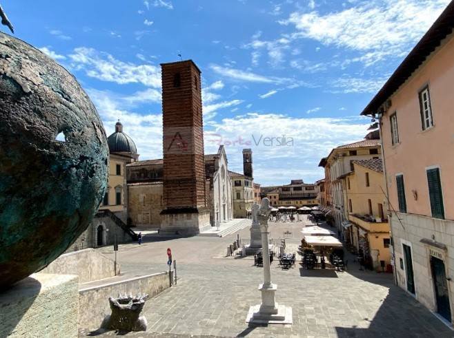 Pietrasanta, Tuscany, Italy 5 - 17367666