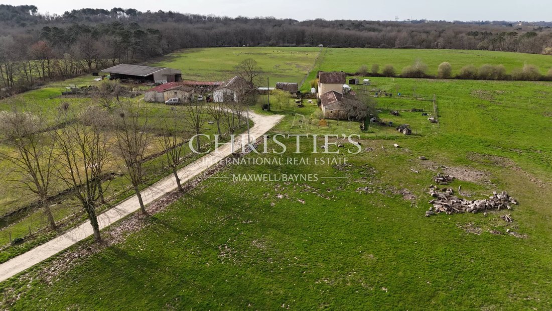 House in Saint-Michel-de-Montaigne, Nouvelle-Aquitaine, France 2 - 17369902
