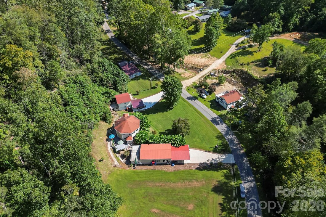 House in Marion, North Carolina, United States 2 - 16158541