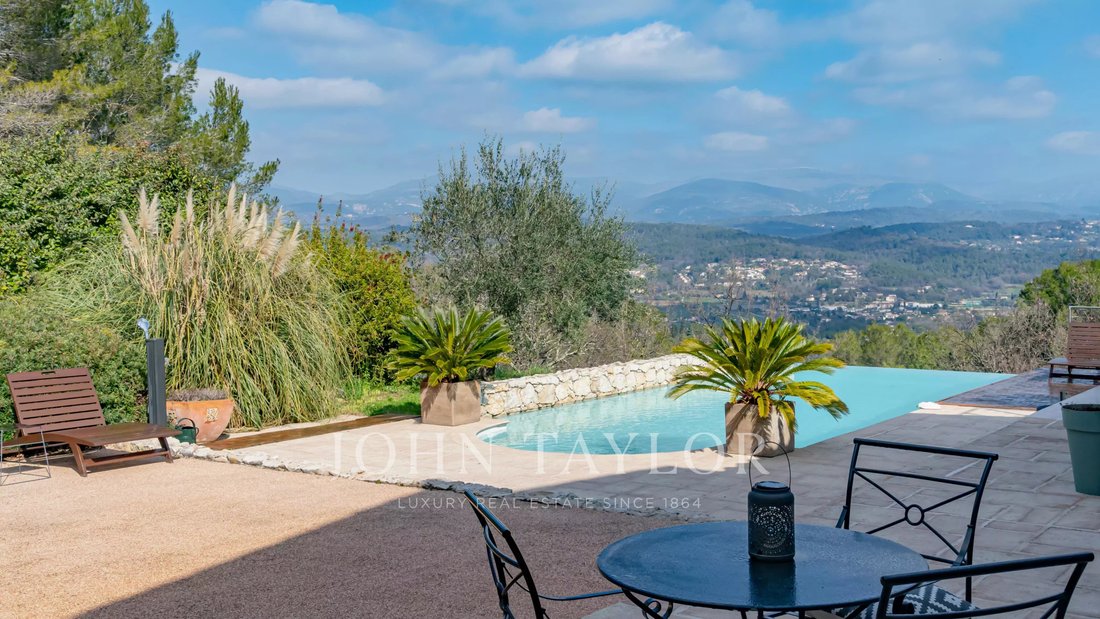 House in Tourrettes, Provence-Alpes-Côte d'Azur, France 4 - 17356181
