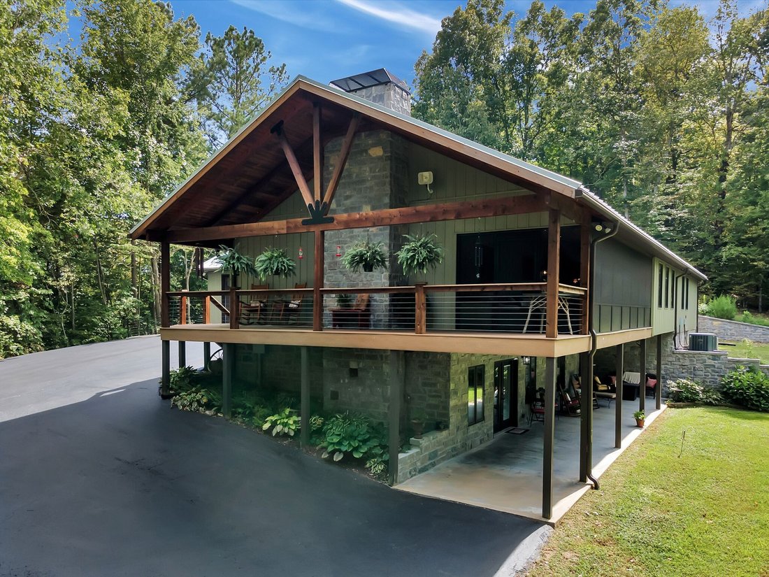 House in Hohenwald, Tennessee, United States 2 - 17370667