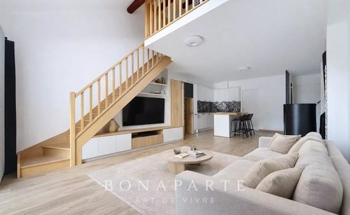 Wohnung in Est, Gex, Frankreich 1