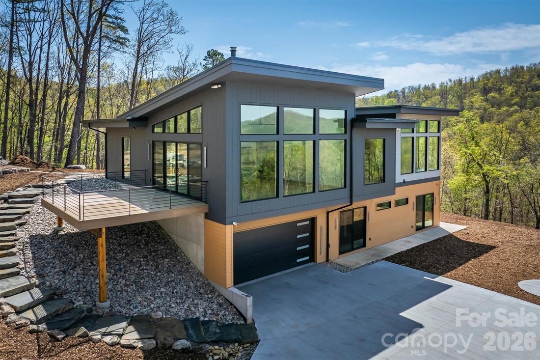 House in Nebo, North Carolina, United States 4 - 17361104