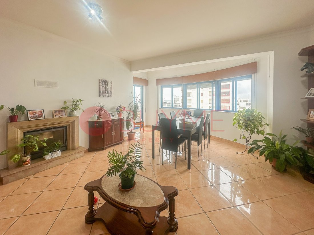 Apartment in Quarteira, Algarve, Portugal 3 - 17358064