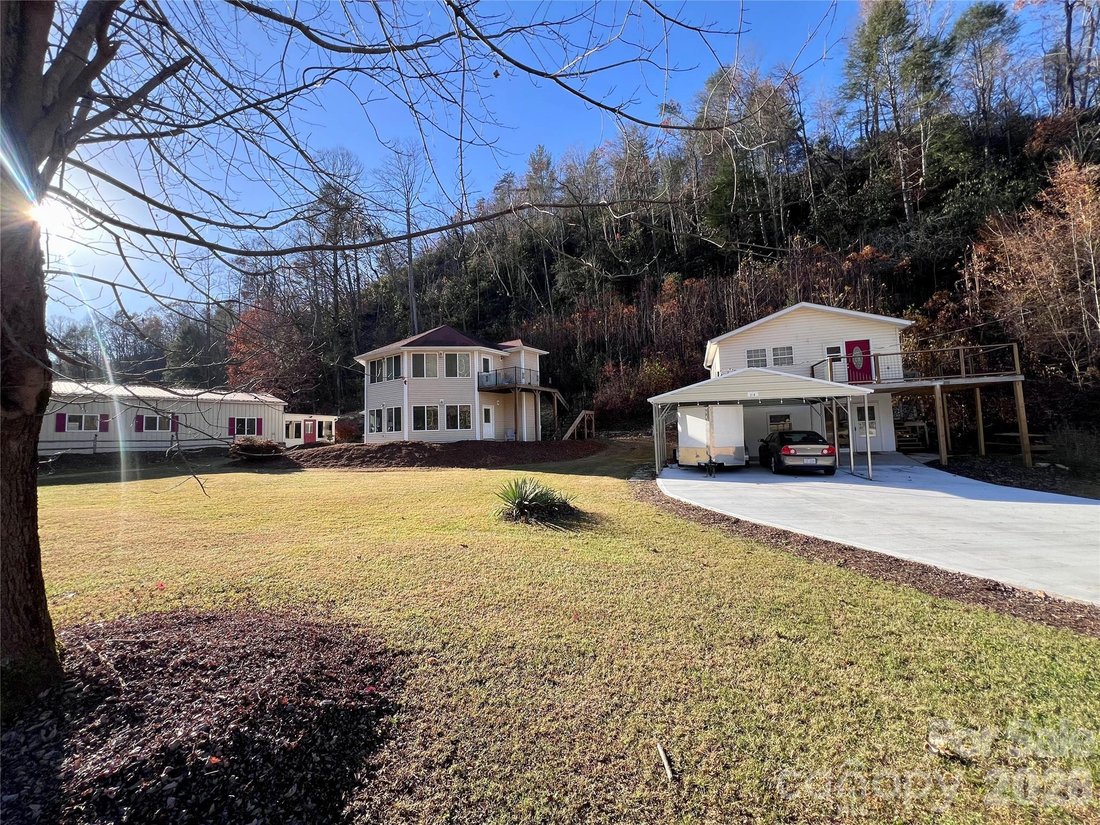 House in Marion, North Carolina, United States 1 - 16158541