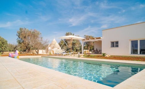 Villa in Ludovico Street - Corso Umberto I - Vittorio Emanuele Street, Ostuni, Apulia 1