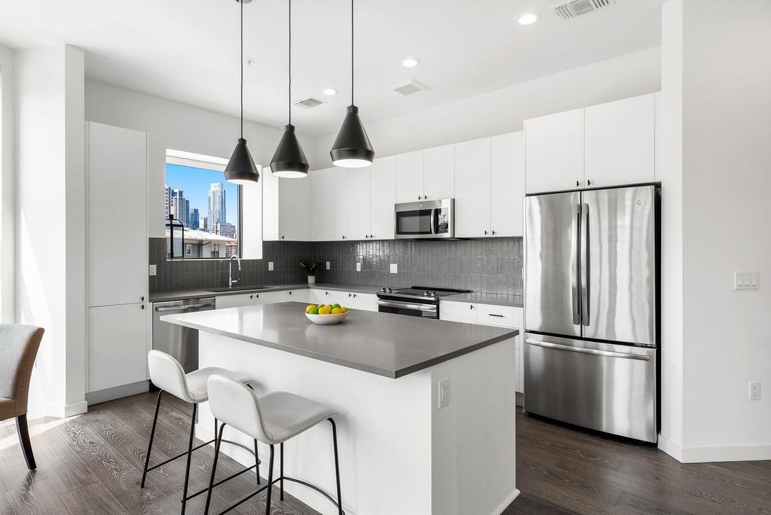 Condo in Austin, Texas, United States 5 - 17365587