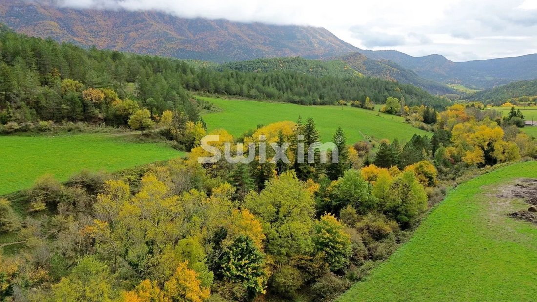 Tenuta a Saint-Julien-en-Quint, Auvergne-Rodano-Alpi, Francia 3 - 16607625