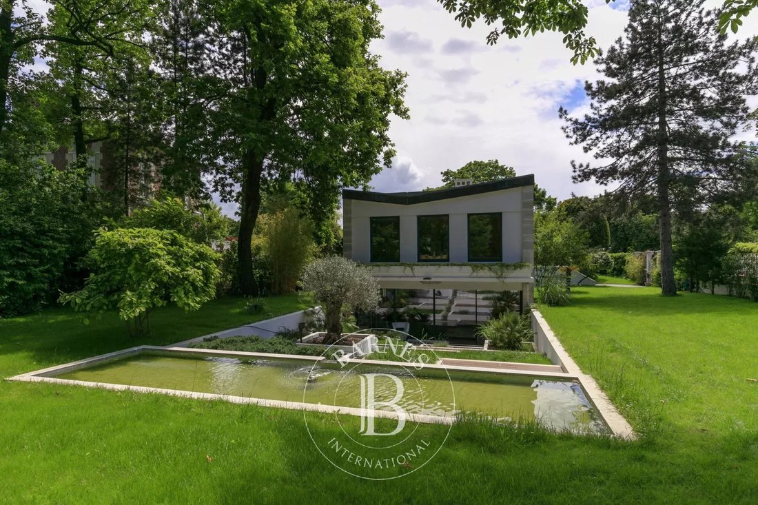 House in Le Vésinet, Ile-de-France, France 2 - 17371478