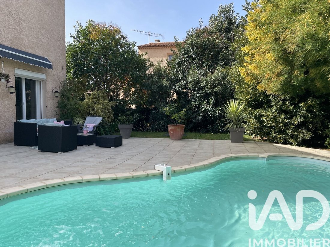 House in Beaucours-La Gorguette-La Morvenede, Sanary-sur-Mer, France 1 - 16624966