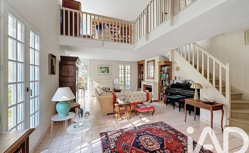 House in Nord Yvette, Saint-Rémy-lès-Chevreuse, France 1