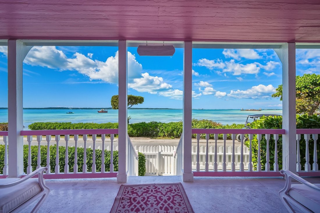 Dunmore Town, Harbour Island, The Bahamas 3 - 17367636